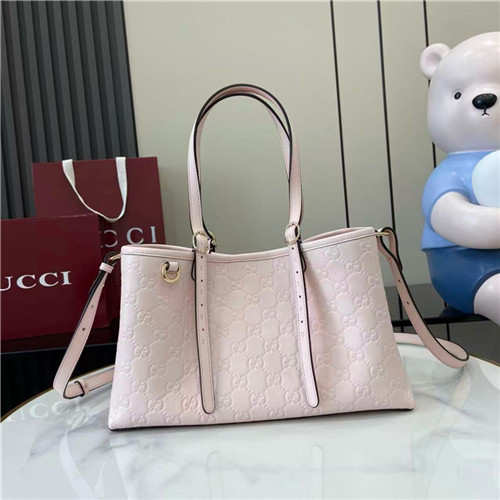 구찌 GG 엠블럼 스몰 토트백 815214 2025/신상