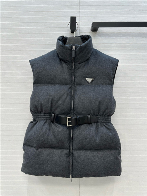 프라다 패딩 조끼 (충전재-오리털) P65604 2025/신상