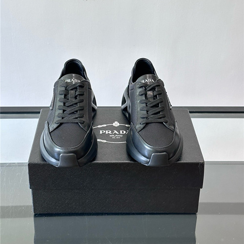 프라다 남성용 스니커즈 P99839-1 2025/신상