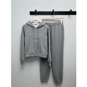 프라다 후드 트레이닝 세트 P64501 2025/신상