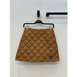 프라다 솜 스커트 P22808 2025/신상