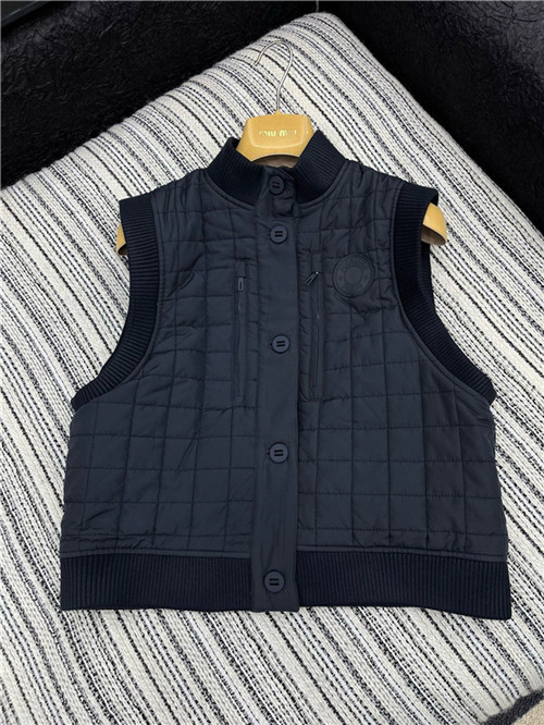 몽클레어 솜 조끼 M54104 2025/신상