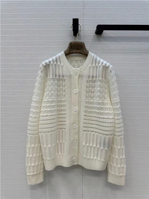 로로피아나 캐시미어 긴팔 가디건 L74106 2025/신상