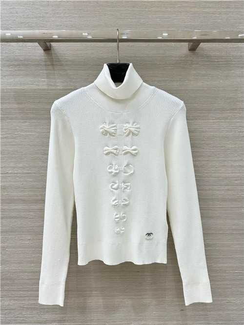 샤넬 긴팔 니트 목플라 C62706 2025/신상