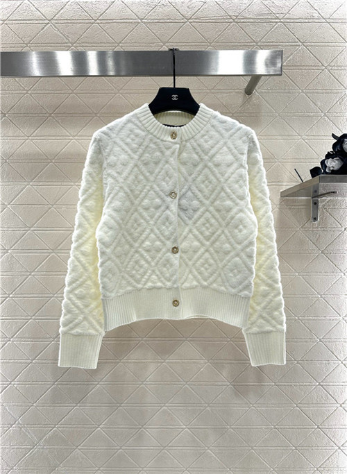 루이비통 긴팔 가디건 L42809 2025/신상