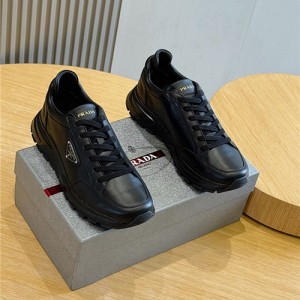 프라다 남성용 스니커즈 P19941-1 2025/신상
