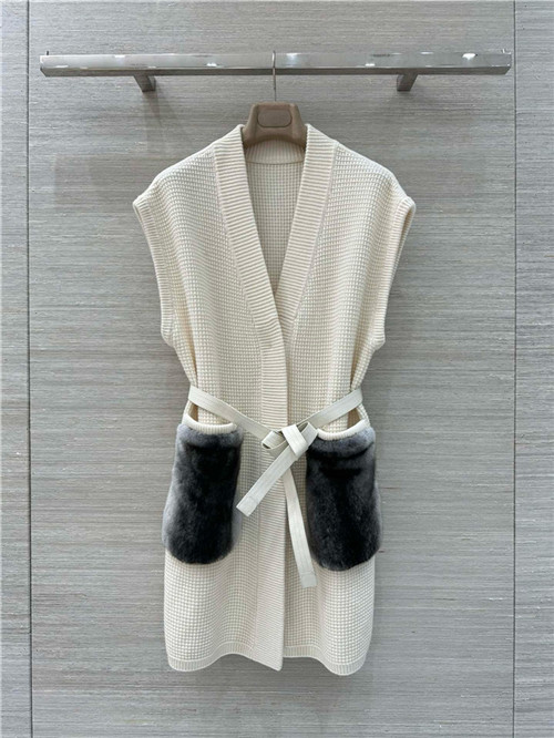 로로피아나 캐시미어 조끼 원피스 L71350 2025/신상