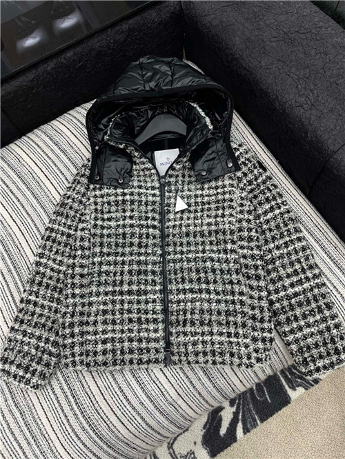 몽클레어 후드 패딩 자켓 (충전재-거위털) M96104 2025/신상