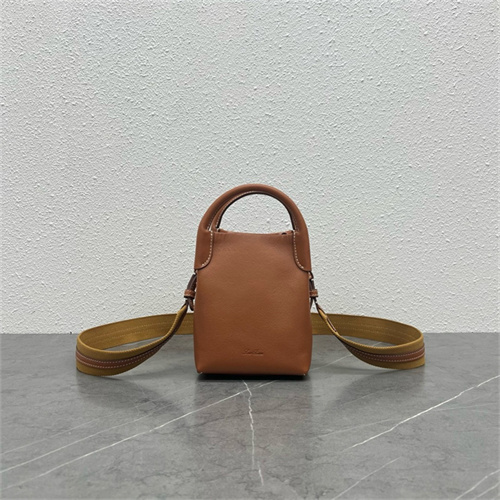 로로피아나 버킷백 미니  LP021 2025/신상