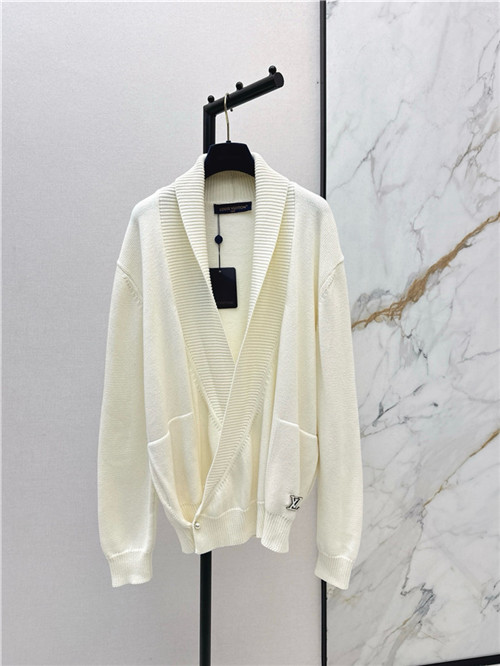 루이비통 긴팔 가디건 L42990 2025/신상
