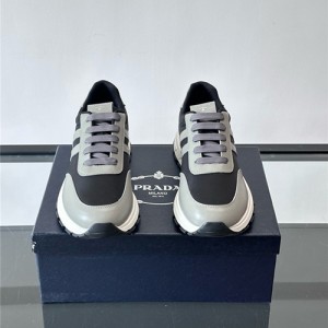 프라다 남성용 스니커즈 P27789-1 2025/신상