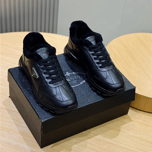 프라다 남성용 스니커즈 P29984-2 2025/신상