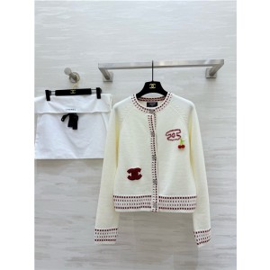 샤넬 긴팔 가디건 C84201 2025/신상