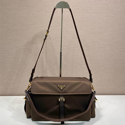프라다 리나일론 라지 숄더백 1BD391 2025/신상