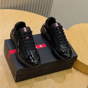 프라다 남성용 스니커즈 P33105-2 2025/신상