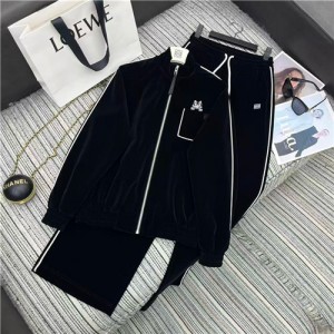 로에베 트레이닝 세트 L53997 2025/신상