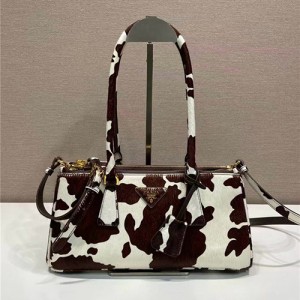 프라다 호보백 1BA457 2025/신상