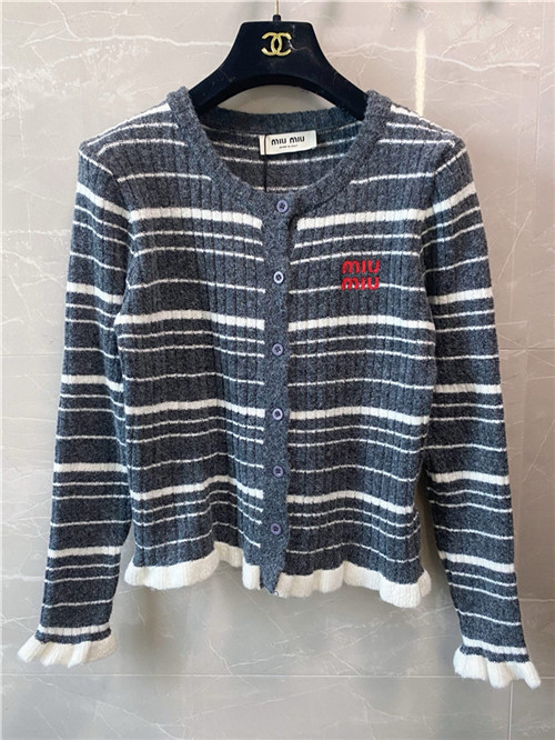 미우미우 긴팔 가디건 M12305 2025/신상