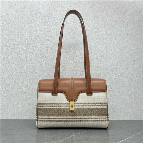 셀린느 소프트 16 스몰 숄더백 195543 2026/신상