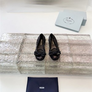 프라다 여성용 단화 P43524-1 2026/신상