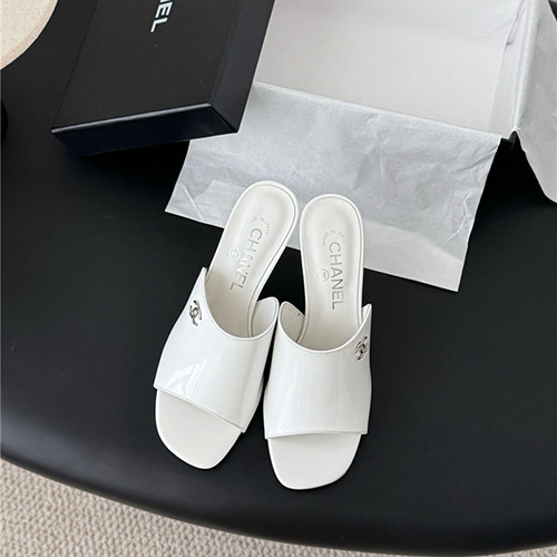 샤넬 여성용 슬리퍼 C82168-1 2026/신상