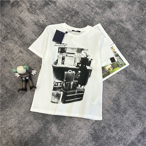 루이비통 반팔 티셔츠 L01606 2026/신상