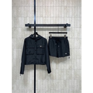 프라다 후드 트레이닝 세트 P74255 2026/신상