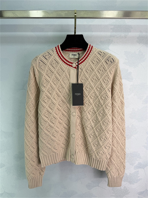 펜디 긴팔 가디건 F72404 2026/신상