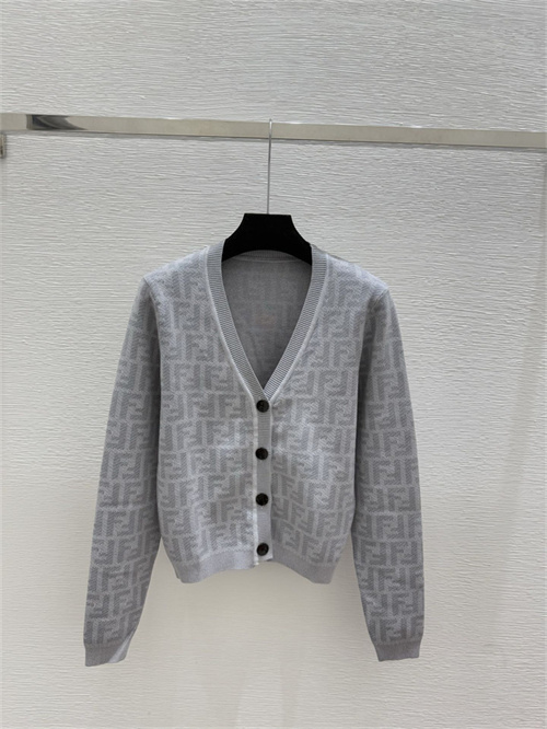 펜디 긴팔 가디건 F72494 2026/신상