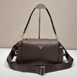 프라다 익스플로러 소가죽 숄더백 2VH206 2026/신상